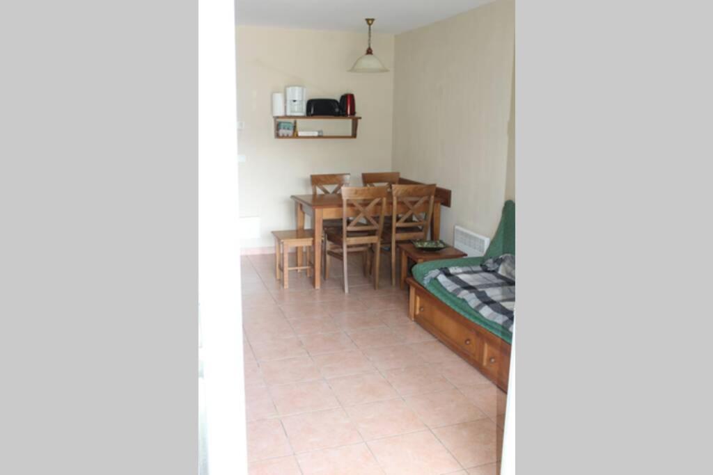 Résidence du Lac-MONFLANQUIN Appartement Piscine Chauffée Esterno foto