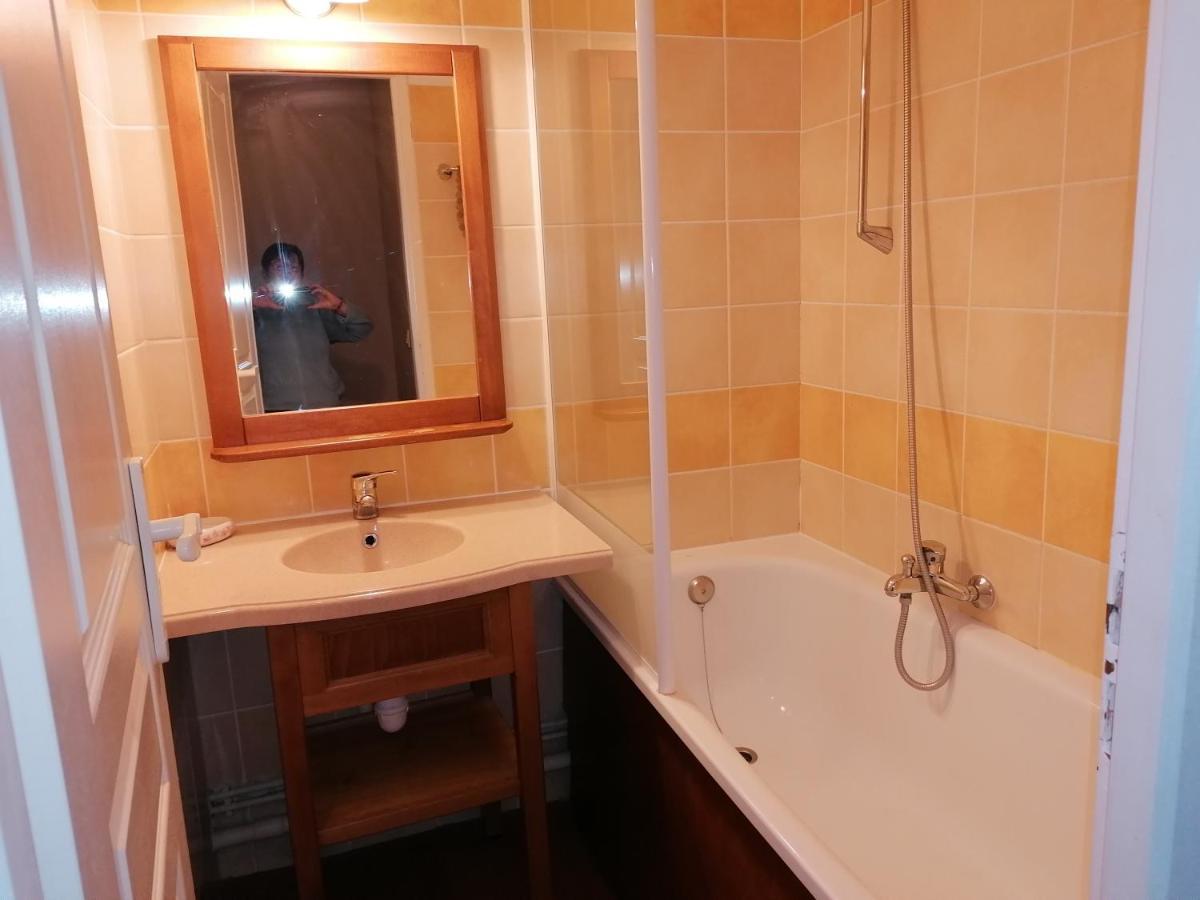 Résidence du Lac-MONFLANQUIN Appartement Piscine Chauffée Esterno foto